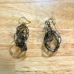 Elegant Gold and Black Wire Earrings